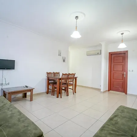 Isik Aparthotel