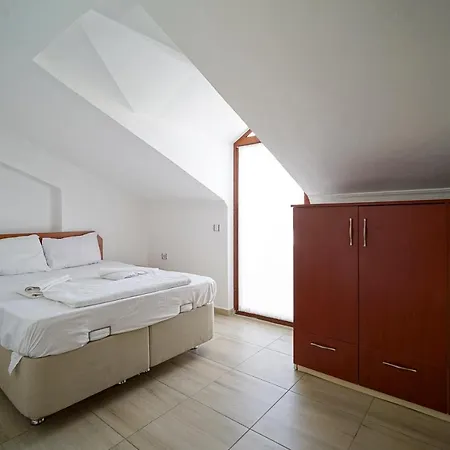 Aparthotel Isik