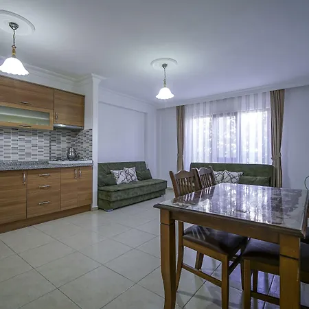 Aparthotel Isik 3*