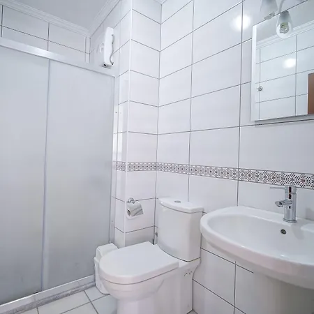 Isik Aparthotel 3*
