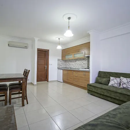 Aparthotel Isik 3*